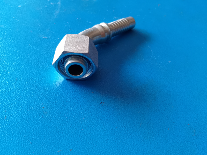 WPR Hose Fitting 30442-22-08