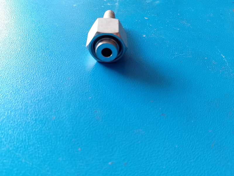 WPR 30411-20-06 Metric Female Multi-Seal L-Series M33x2