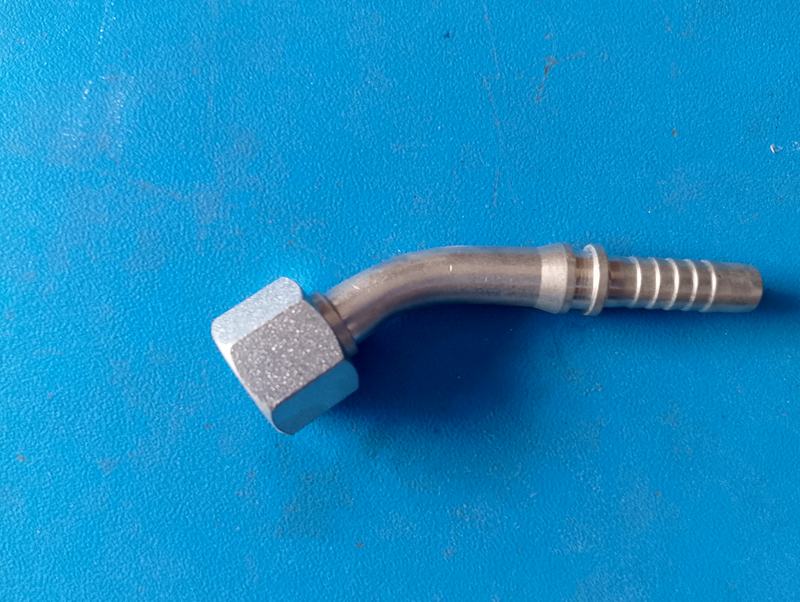 30742-18-06 | WPR၊ Hose Fitting (029004)၊