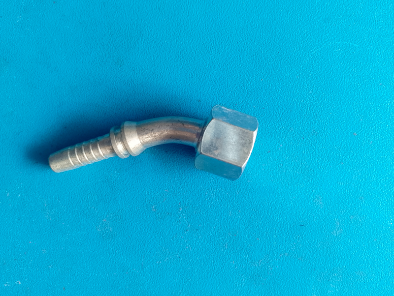 WPR Hose Fitting 30441-20-06