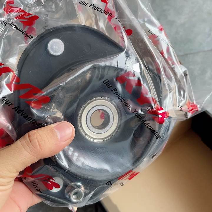 KYB TOYOTA AE101EE100 1 SM7105 Shock Absorber