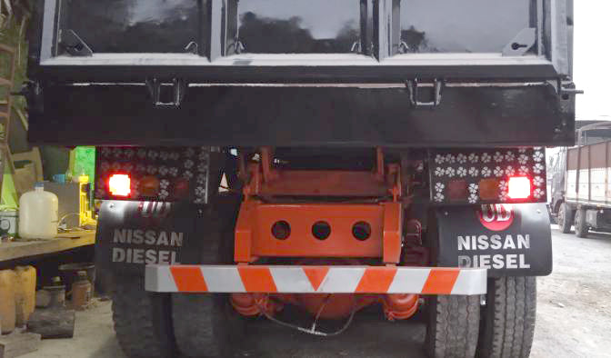 NISSAN DIESEL 2000 GE13 CW520HV Diesel Dump Truck (6x4) (RHD) (014469)