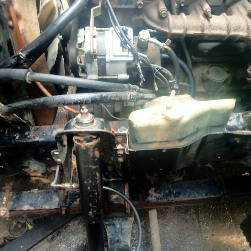 Isuzu NPR58G Diesel Truck 1995 RHD with License