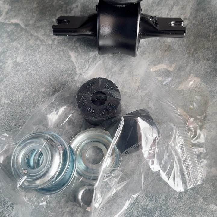 KYB PREMUIM TOYOTA TIGER X 4X2 1 4 Shock Absorber