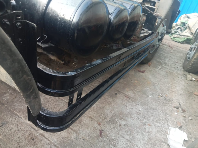 NISSAN DIESEL 2000 GE13 , หัวรถไถดีเซล (4x2) (RHD) (014460)