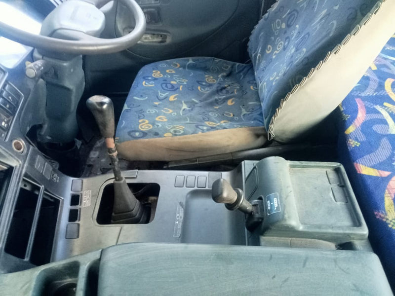 NISSAN DIESEL 2000 GE13 , หัวรถไถดีเซล (4x2) (RHD) (014460)