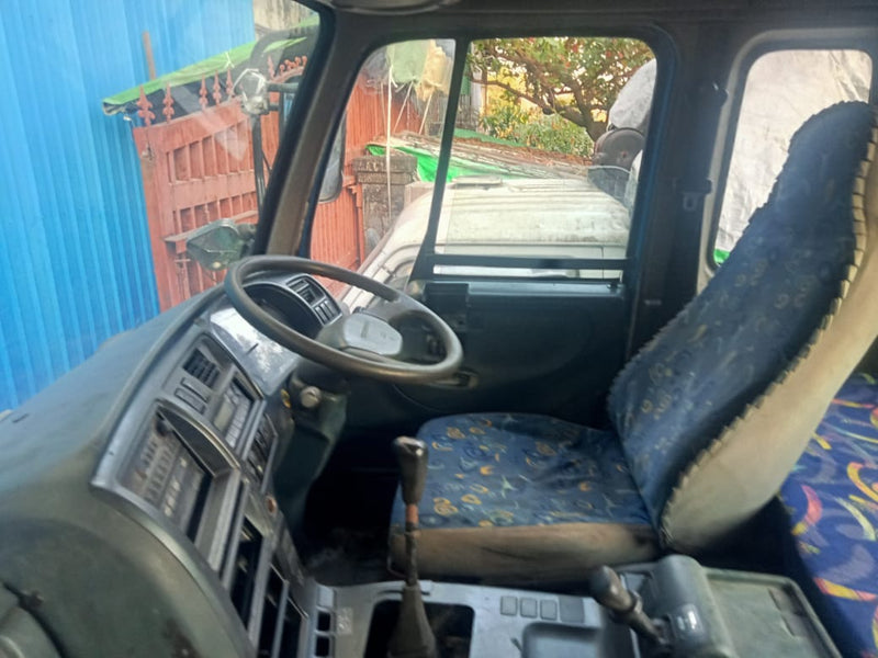 NISSAN DIESEL 2000 GE13 , หัวรถไถดีเซล (4x2) (RHD) (014460)