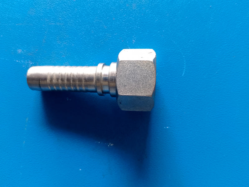 WPR 30112 Metric Female Multi-Seal Straight 5/8"