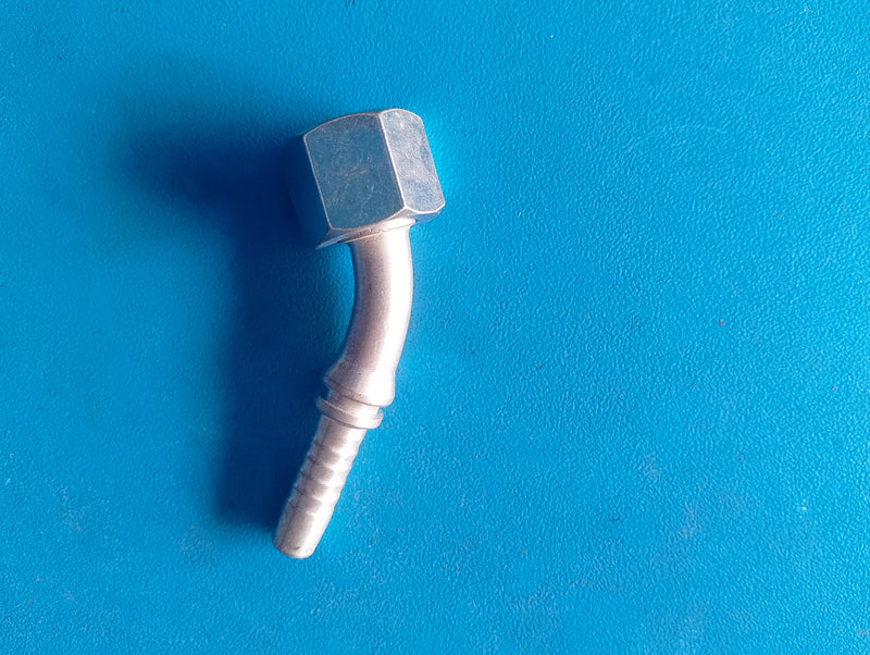 WPR Hose Fitting 30441-20-06