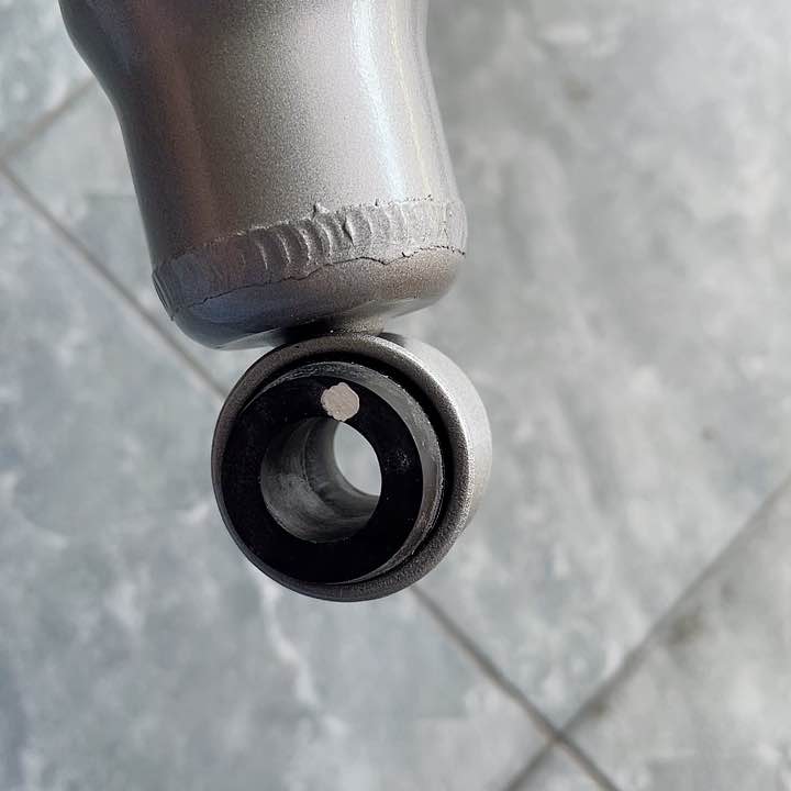KYB SUPER ISUZU TFR 4X2 2 8453005 Shock Absorber