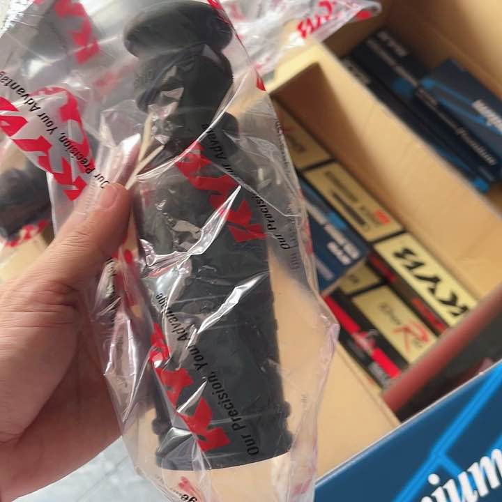 KYB LANCER EX 20122016 1 SB3010 Shock Absorber