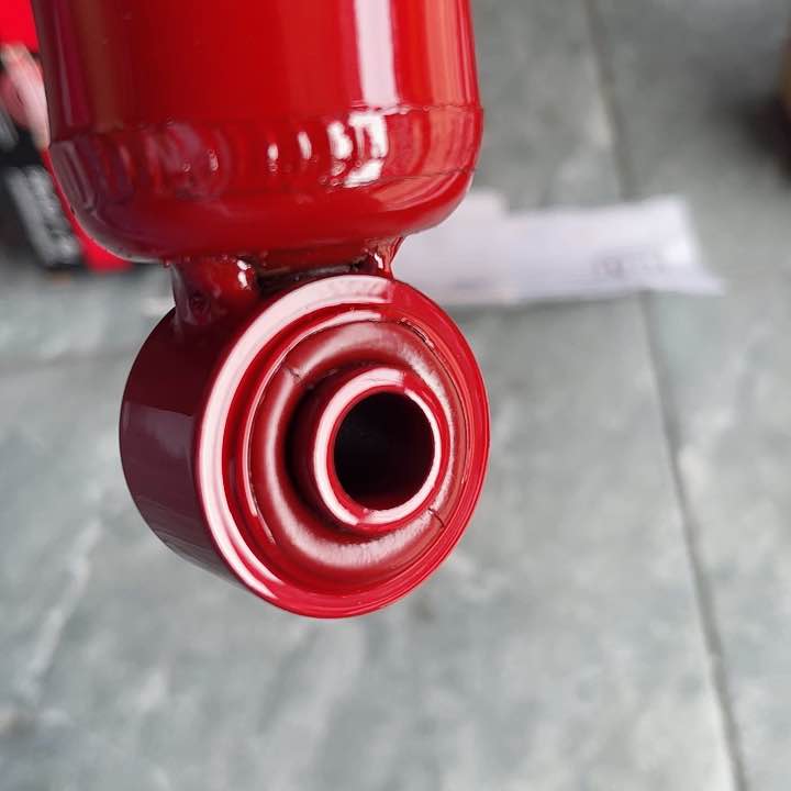 KYB SUPER RED DMAX HILANDER MU7 4X4 20042011 1 Shock Absorbe